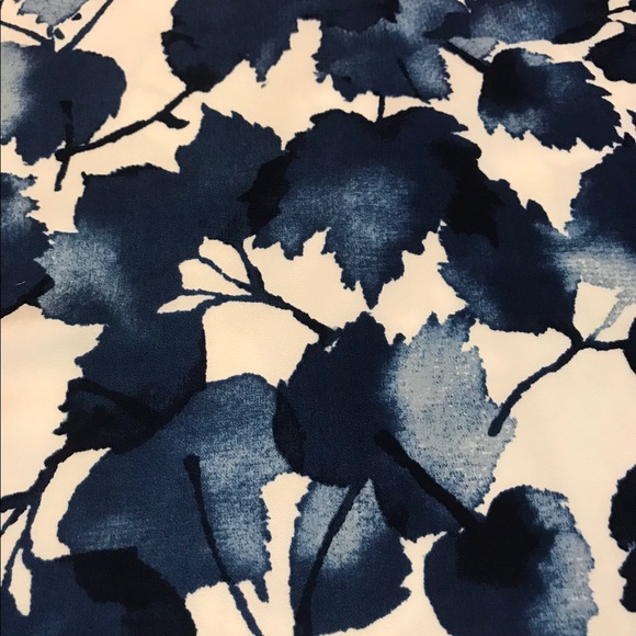 Adorable Floral Tank - Picture 2 of 3